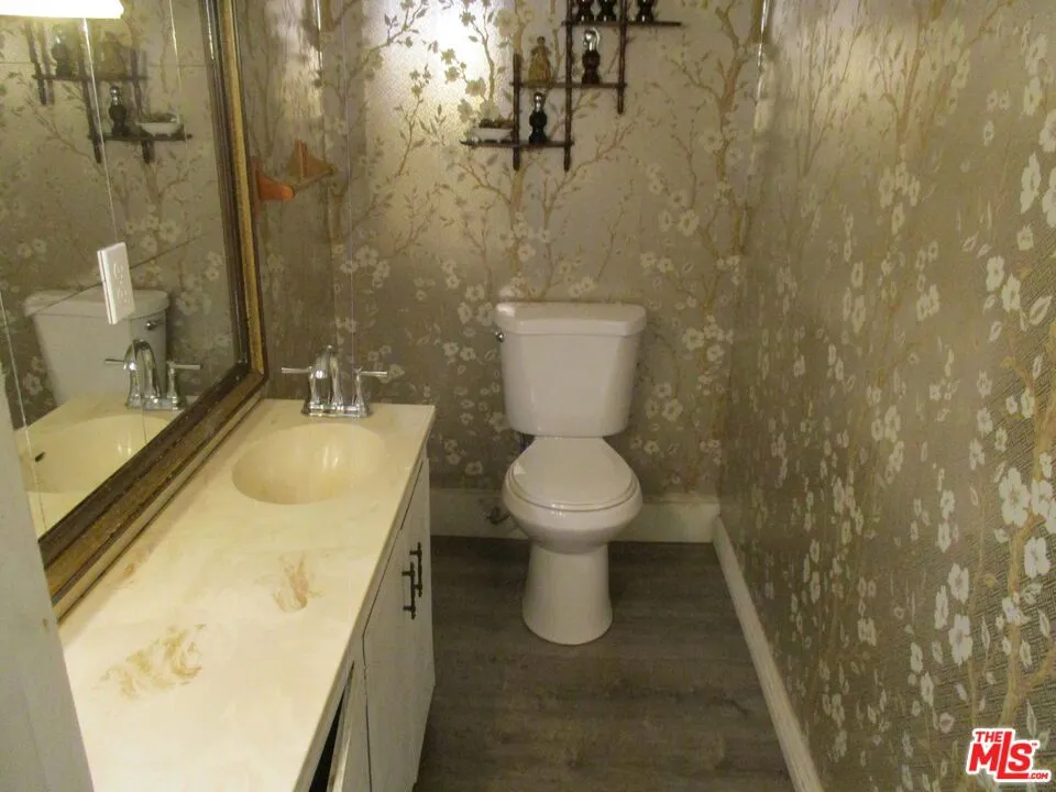 1384 Douglass Drive, Pomona, California 91768 home-pic-20